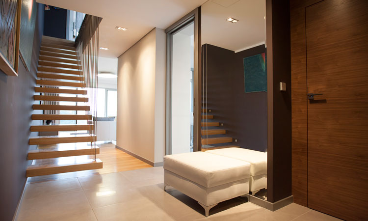 01. Hol wejściowy apartamentu Rezydencji Piasek we Wrocławiu