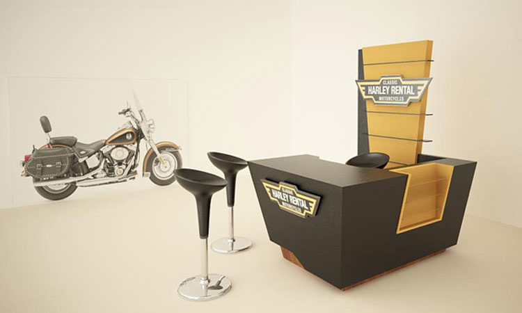 02. Ekspozycja i wypożyczalnia motocykli Harley Davidson w sali głównej hotelu Gołębiewski w Karpaczu.